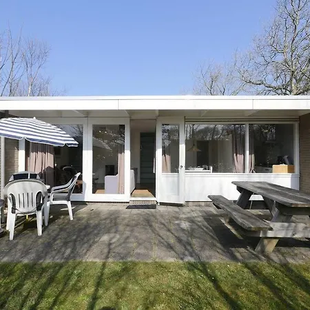 Holiday home Vakantiehuis Garnekuul 82 - Callantsoog