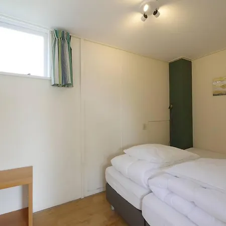 Vakantiehuis Vakantiehuis Garnekuul 82 - *